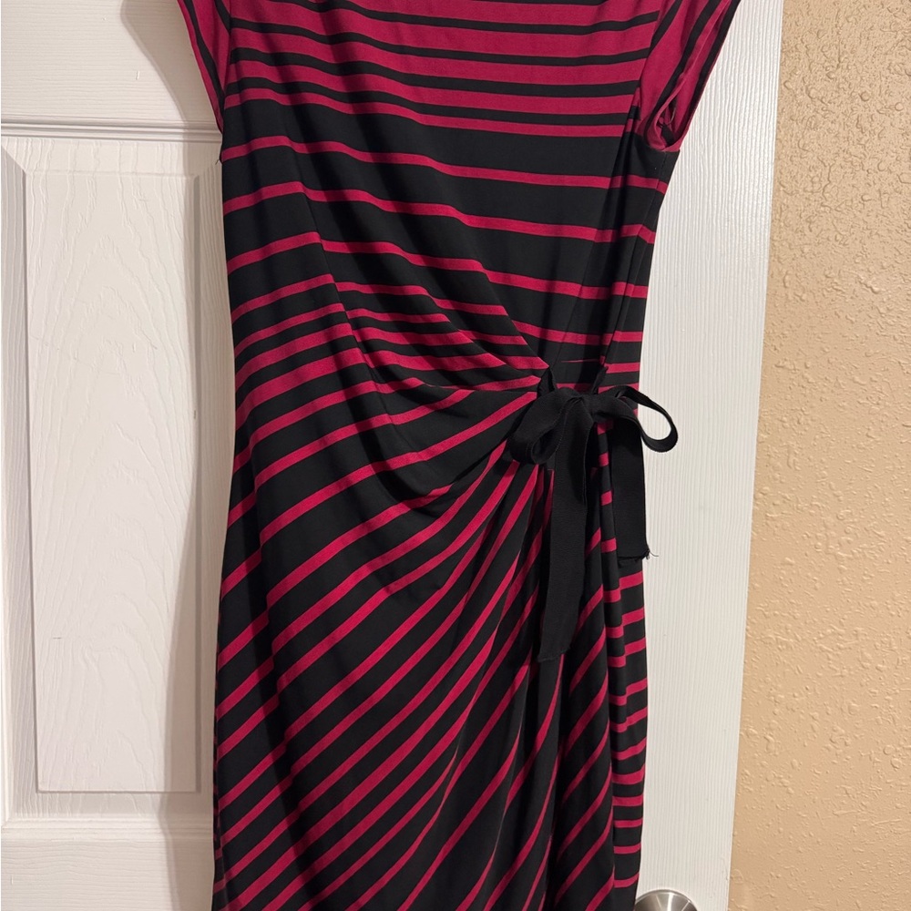 Taylor Striped Midi Dress in magenta and Black